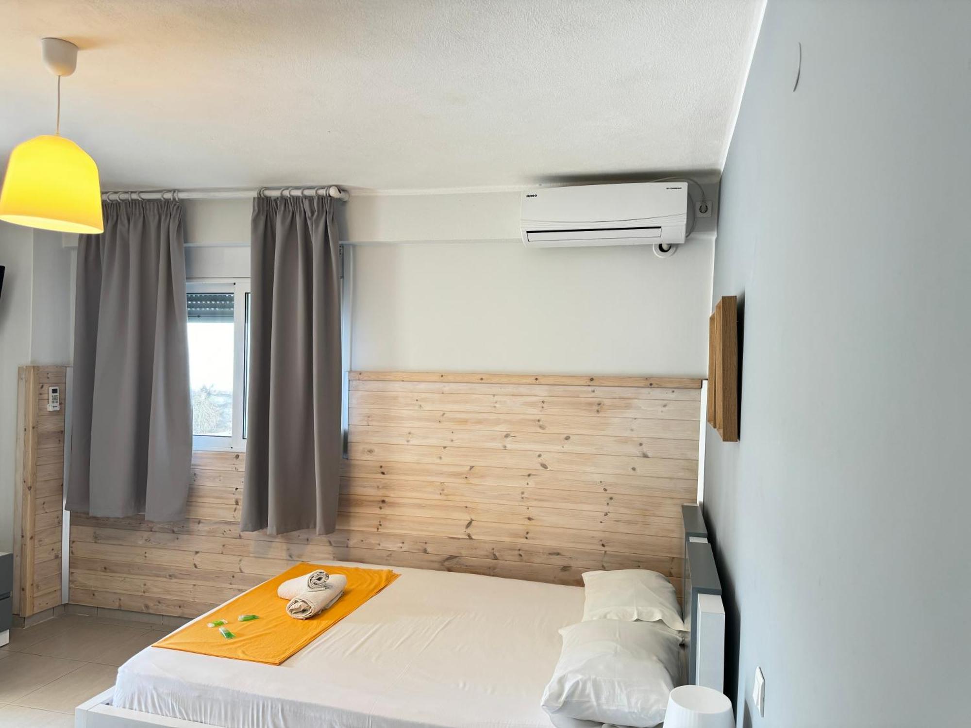 Potami Seashell Hotel Himarë Eksteriør billede